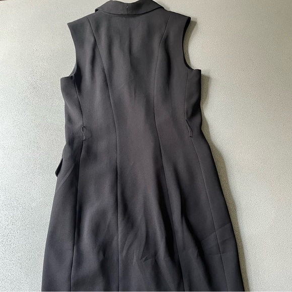Sleeveless long blazer or dress - Picture 3 of 6